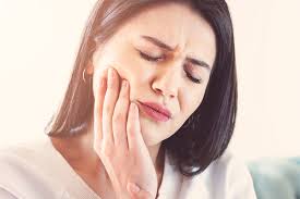 هل التهاب الفك يسبب دوخة