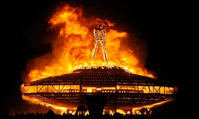 مهرجان الرجل المحترق
